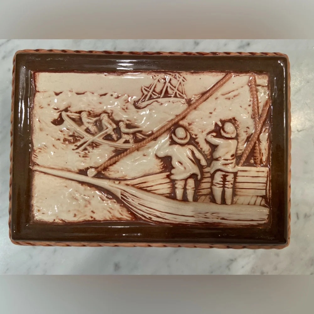 Vintage‎ Hershey Ceramic Mold Trinket Box 1981, Men in boats on ocean